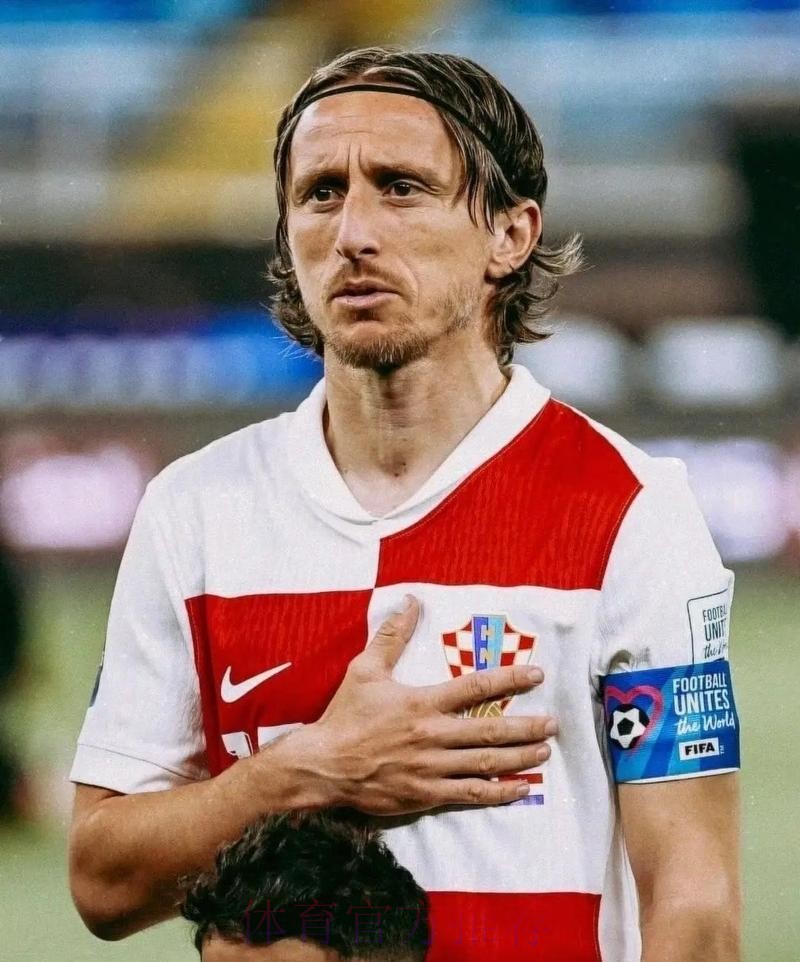 莫德里奇:我想一周踢两场 但我接受现在这个情况